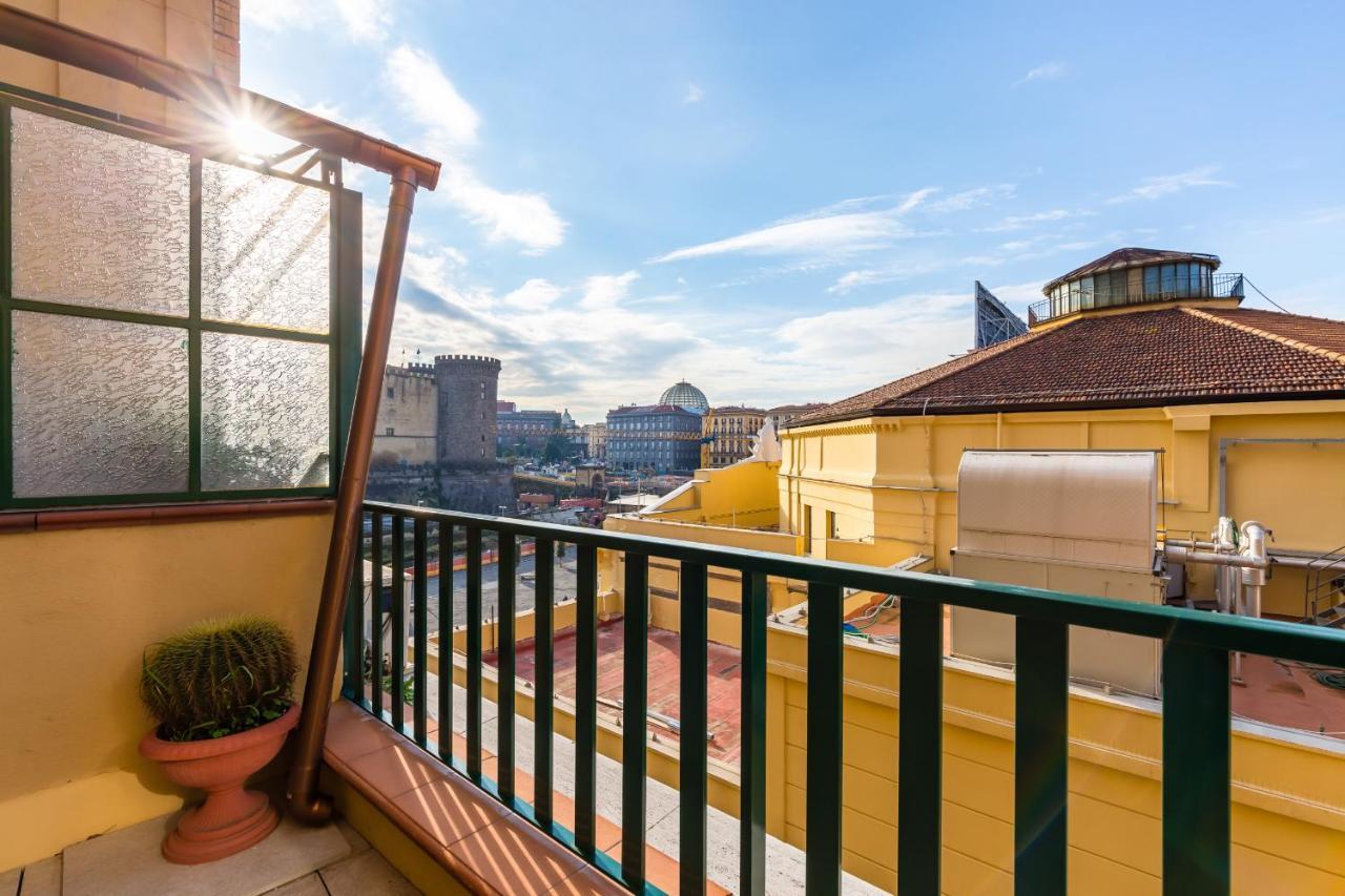 Piazza Municipio Apartments By Wonderful Italy Nápoles Exterior foto